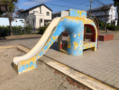 姫路市の遊具がある公園 今在家第四公園 かぞくを彩る子育てサイト クルールはりま
