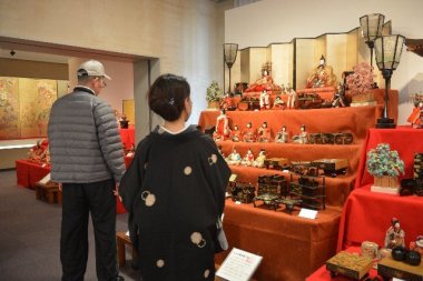 龍野歴史文化資料館企画展「春うらら　～れきぶんのひなまつり～」