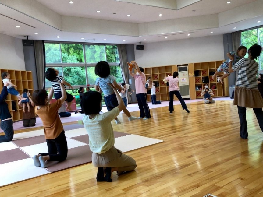 乳幼児クラブ「よちよち」クラス（火曜日）【星の子館】